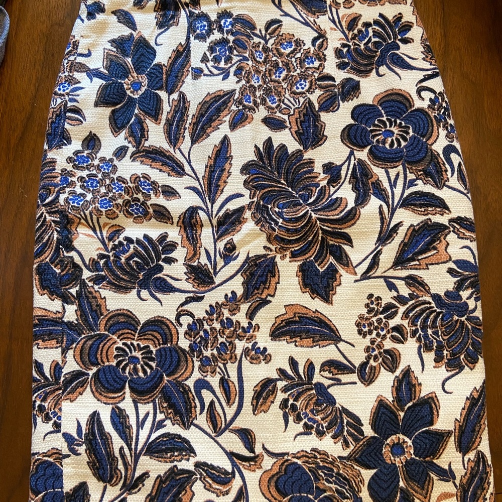 Ann Taylor floral pencil skirt